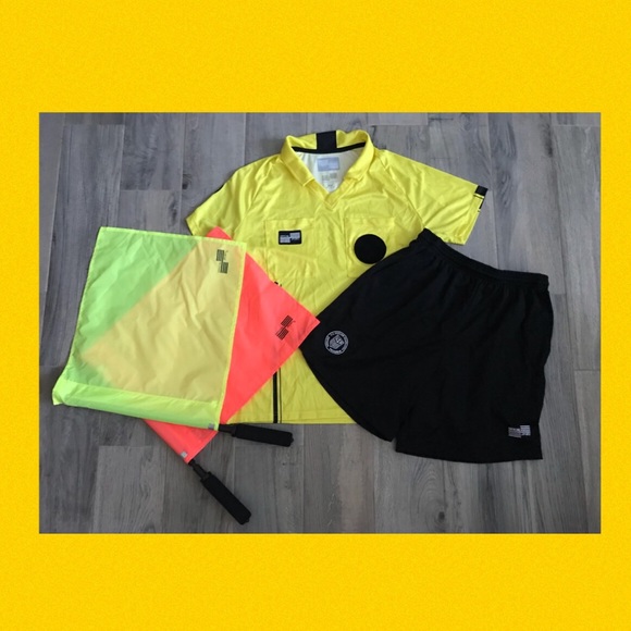 Official Soccer Referee uniform - Picture 1 of 5